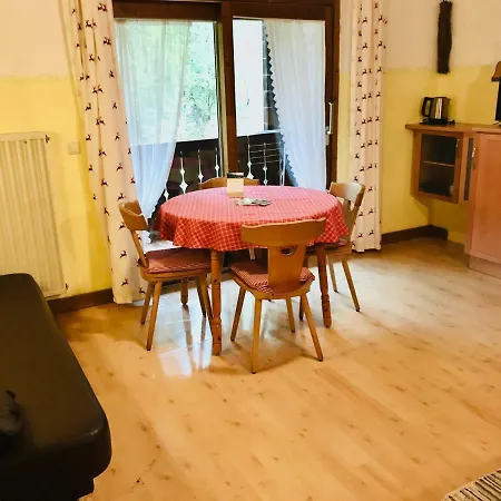 Gastehaus Am Schmelzerbach Apartment *